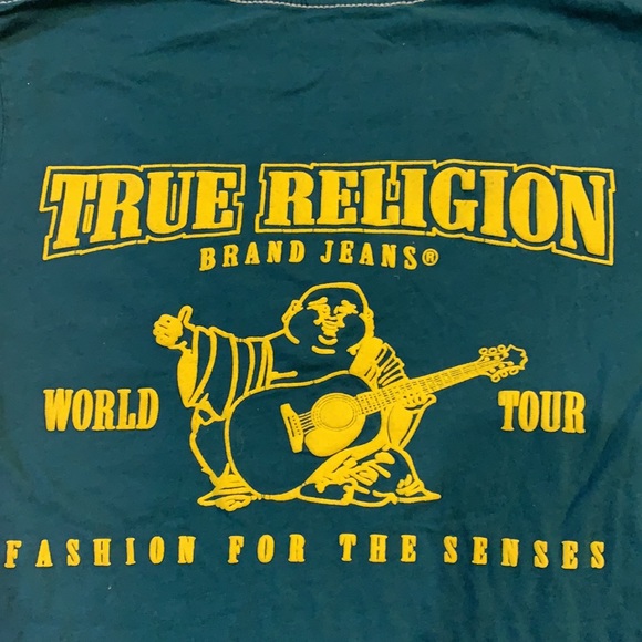 Clothes - Picture 3 of 4